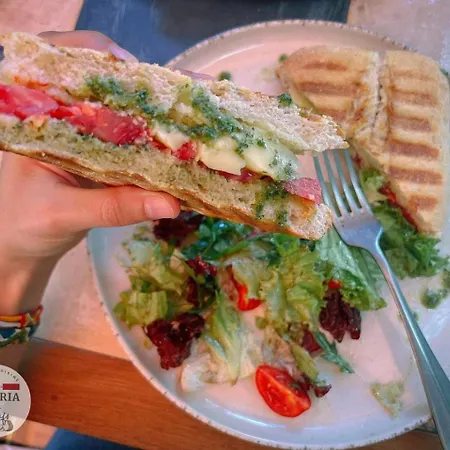 Апартамент Dream - Jazzy Two Bedroom By Flat Mаnager София